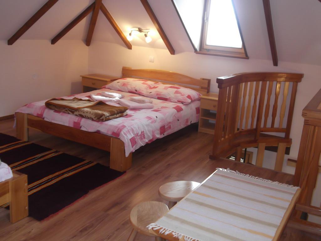 Seoski Turizam Melovic Rozanstvo Exterior foto