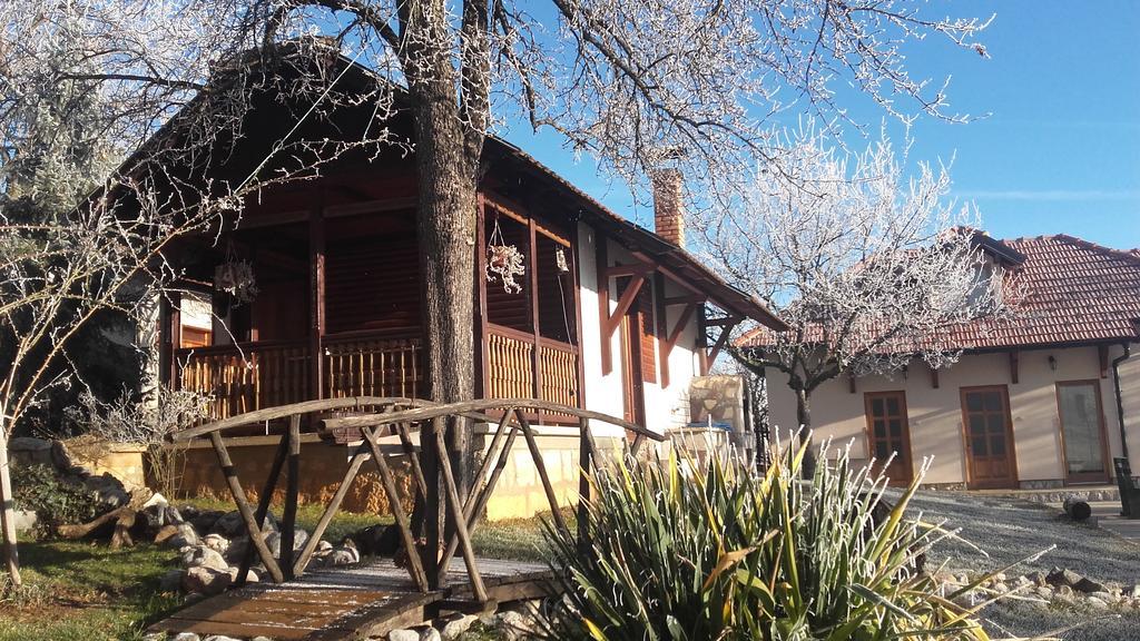 Seoski Turizam Melovic Rozanstvo Exterior foto